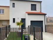 Villa R+1 de 70m2 sur un terrain de 186m2 à Fourques