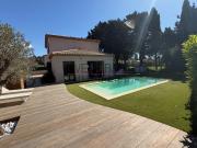 VILLA RECENTE 4 CHAMBRES + BUREAU + GARAGE + PISCINE