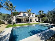 VILLA RECENTE AU CALME PLAN DE LA TOUR