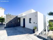 Villa recién construida con vista al mar en Altea Hills