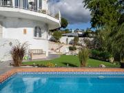 Villa renovada con impresionantes vistas en Mijas