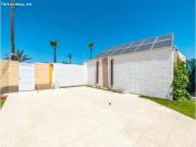Villa renovada con piscina privada en El Chaparral