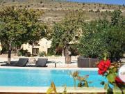 Villa rústica con establo para 12 caballos – Un paraíso...