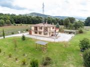 Villa in vendita a Gubbio 360m² Gubbio