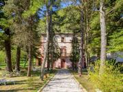 Villa storica in vendita a Fabriano 390m² Fabriano