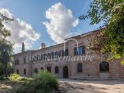 Villa singola di 900 m2 a Tolentino 900m² Tolentino