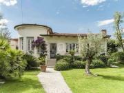 Villa singola in affitto a Marina di Pietrasanta,...
