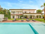 Villa singola in affitto a Vittoria Apuana, Forte dei Marmi