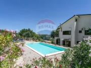 Villa singola in vendita a Aragona