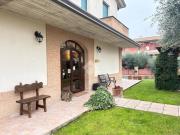 Villa singola in vendita a Bastia Umbra via Fosse...