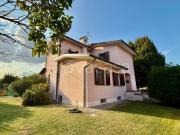 Villa singola in vendita a Bondeno via Enrico Fermi