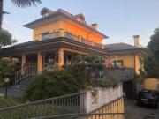Villa singola in vendita a Bregnano via San Rocco