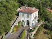 Villa singola in vendita a Brescia via delle Cave,...