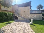 Villa singola in vendita a Campofelice di Roccella