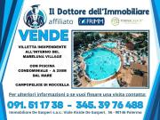 Villa singola in vendita a Campofelice di Roccella