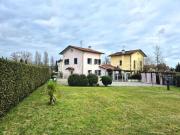 Villa singola in vendita a Capannori via Nuova, 44,...