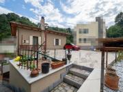 Villa singola in vendita a Figline e Incisa Valdarno via...