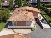 Villa singola in vendita a Frascati viale Enrico Fermi, 30