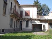 Villa singola in vendita a Gallarate via Raffaello...