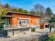 Villa singola in vendita a Gavirate via Aldo Mazza, 22