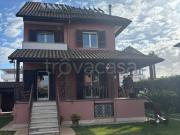 Villa singola in vendita a Giugliano in Campania via...