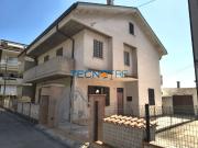 Villa singola in vendita a Giulianova via Enrico Fermi, 5