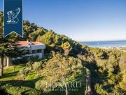 Villa singola in vendita a Livorno, Montenero Basso...