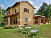 Villa singola in vendita a Lucca via dei Ronchetti,...