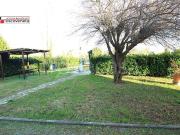 Villa singola in vendita a Lucca via per Corte Modena,...