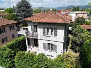 Villa singola in vendita a Lucca viale Pacini, 35, Arancio