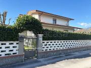 Villa singola in vendita a Massa via Arezzo, Marina di...