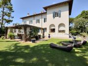 Villa singola in vendita a Massa via Lungomare di...