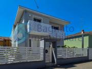 Villa singola in vendita a Novara via Ottorino Respighi, 5