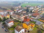 Villa singola in vendita a Novi di Modena via e. De...