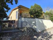 Villa singola in vendita a Perugia, Colle Umberto Monte...