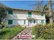 Villa singola in vendita a Pesaro strada di Valle...