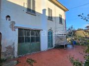 Villa singola in vendita a Prato via del Ferro, 267,...