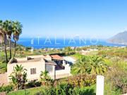 Villa singola in vendita a Quattropani, Lipari