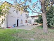 Villa singola in vendita a Roverbella