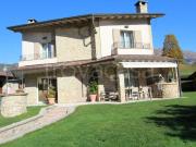 Villa singola in vendita a Rovetta via Eugenio Montale,...