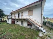 Villa singola in vendita a Sarone, Caneva