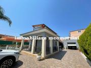 Villa singola in vendita a Siracusa via Monte...