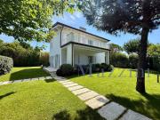 Villa singola in vendita a Vittoria Apuana, Forte dei Marmi
