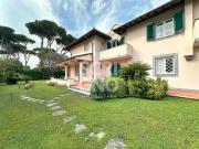 Villa singola in vendita a Vittoria Apuana, Forte dei Marmi