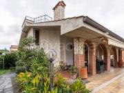 Villa singola in vendita ad Albano Laziale via Belgio,...
