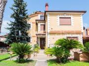 Villa singola in vendita ad Albano Laziale via Trieste,...