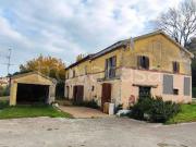 Villa singola in vendita ad Ancona via Alessandro...