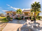 Villa singola in vendita ad Avetrana via Ippolito Nievo, Snc