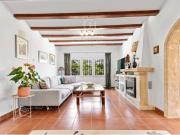 VILLA SIRID · EN VENTA CERCA DE PLAYA ARENAL EN PINOSOL,... VILLA SIRID · EN VENTA CERCA DE PLAYA ARENAL EN PINOSOL,...