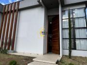 Villa Suíça Linda Casa 04 Quartos Todos Suítes e Todos...